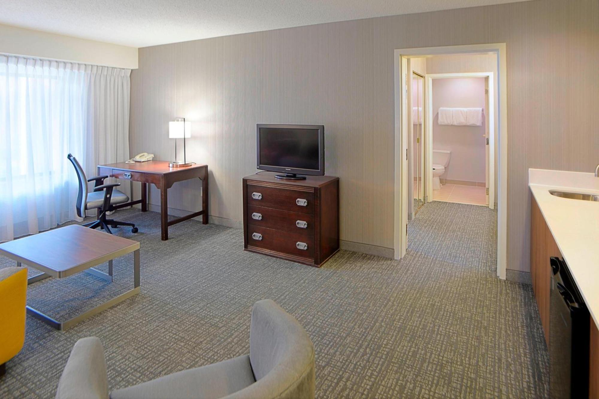 Courtyard By Marriott קוקומו מראה חיצוני תמונה