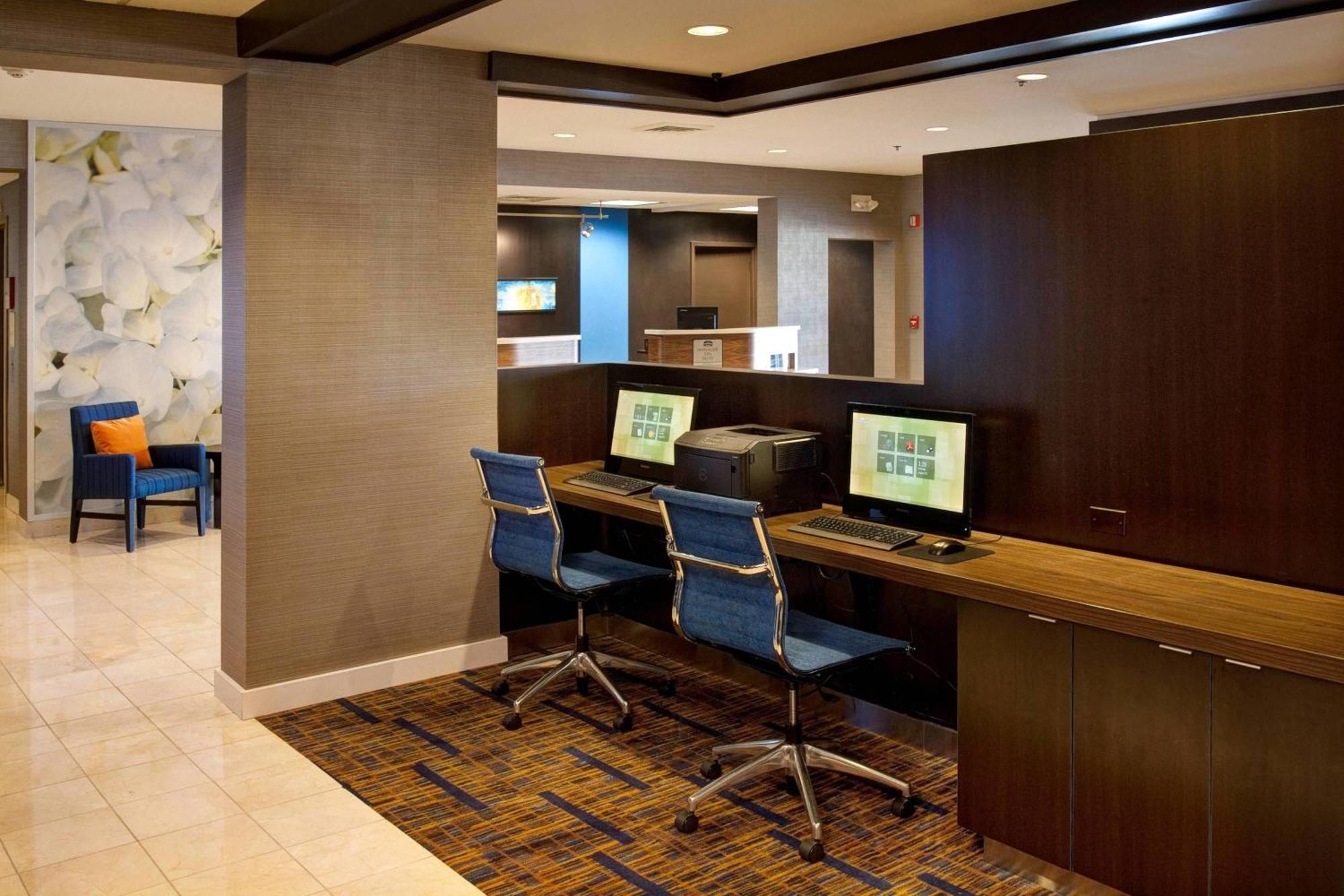 Courtyard By Marriott קוקומו מראה חיצוני תמונה