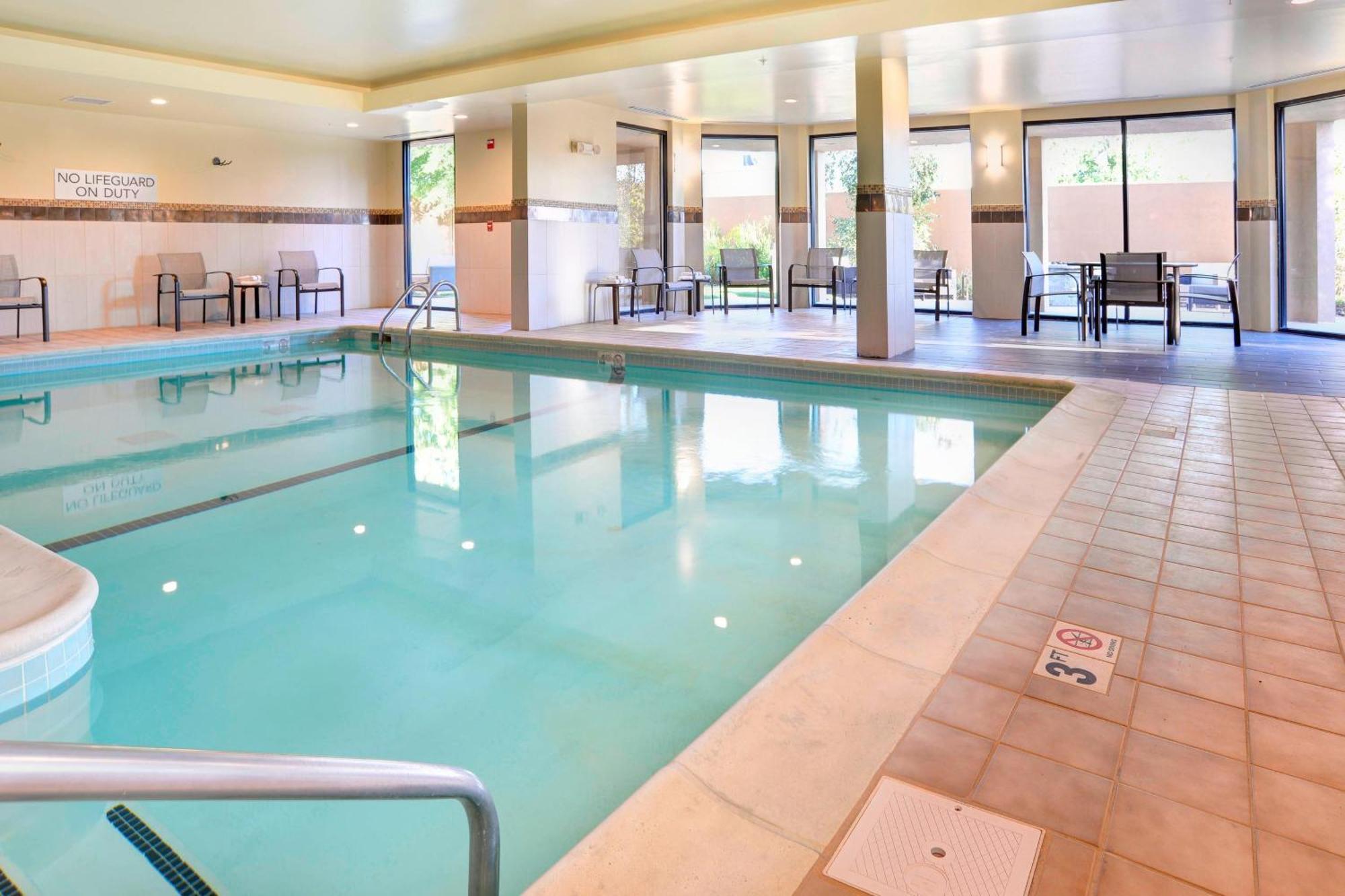Courtyard By Marriott קוקומו מראה חיצוני תמונה