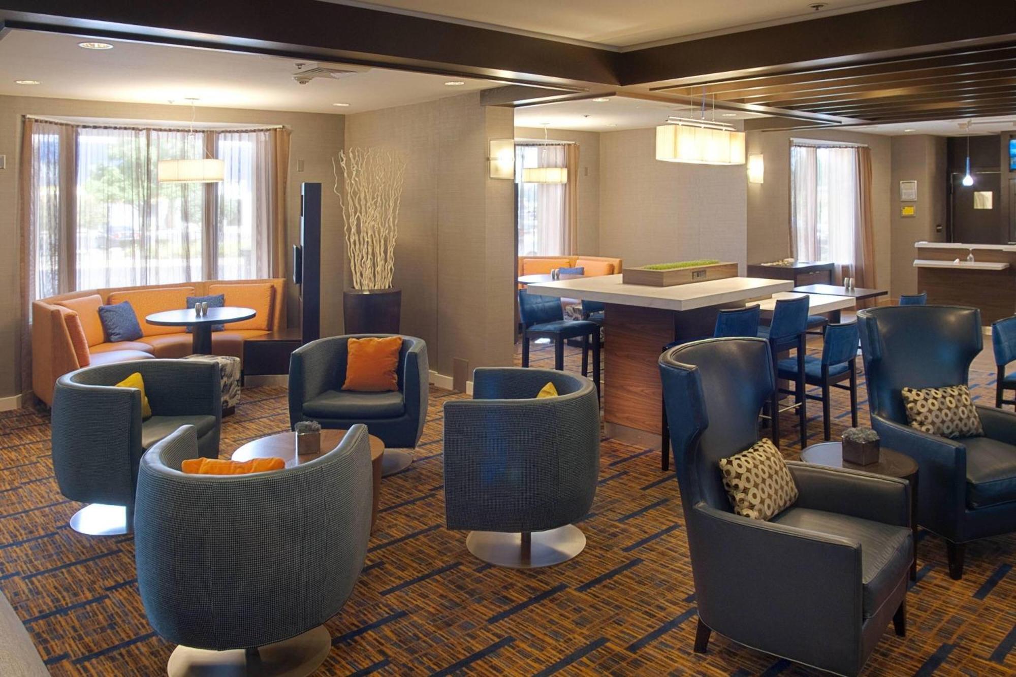 Courtyard By Marriott קוקומו מראה חיצוני תמונה