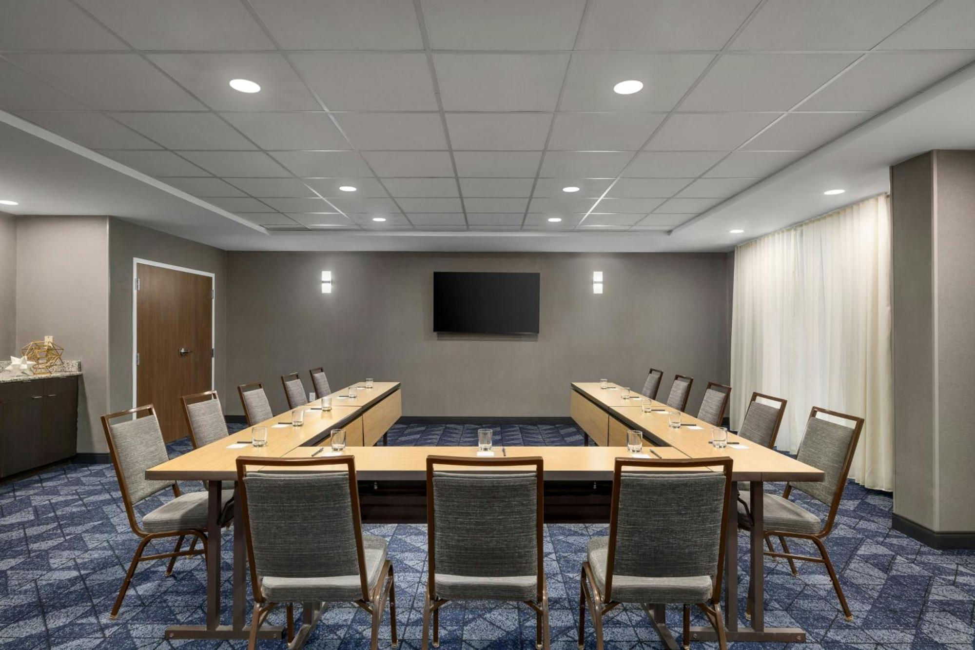 Courtyard By Marriott קוקומו מראה חיצוני תמונה